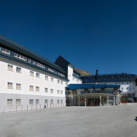 Albergue Inturjoven Sierra Nevada Exterior photo